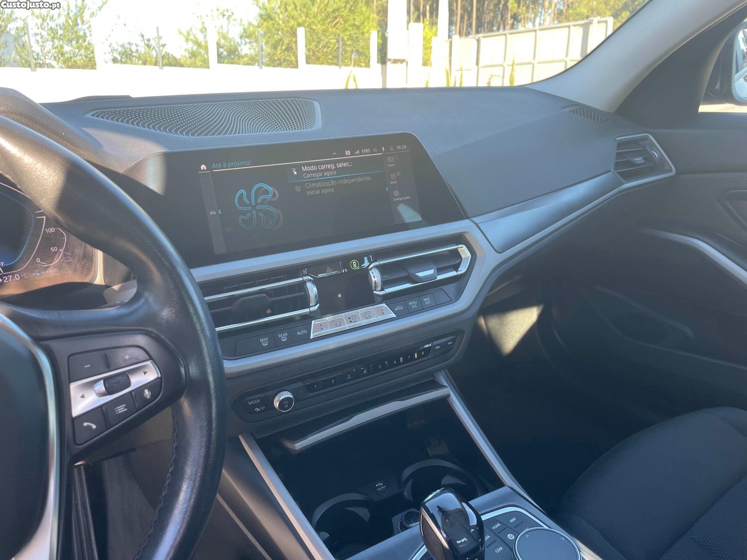 BMW 330 330e Híbrido Plug-in - 19 — photo 2