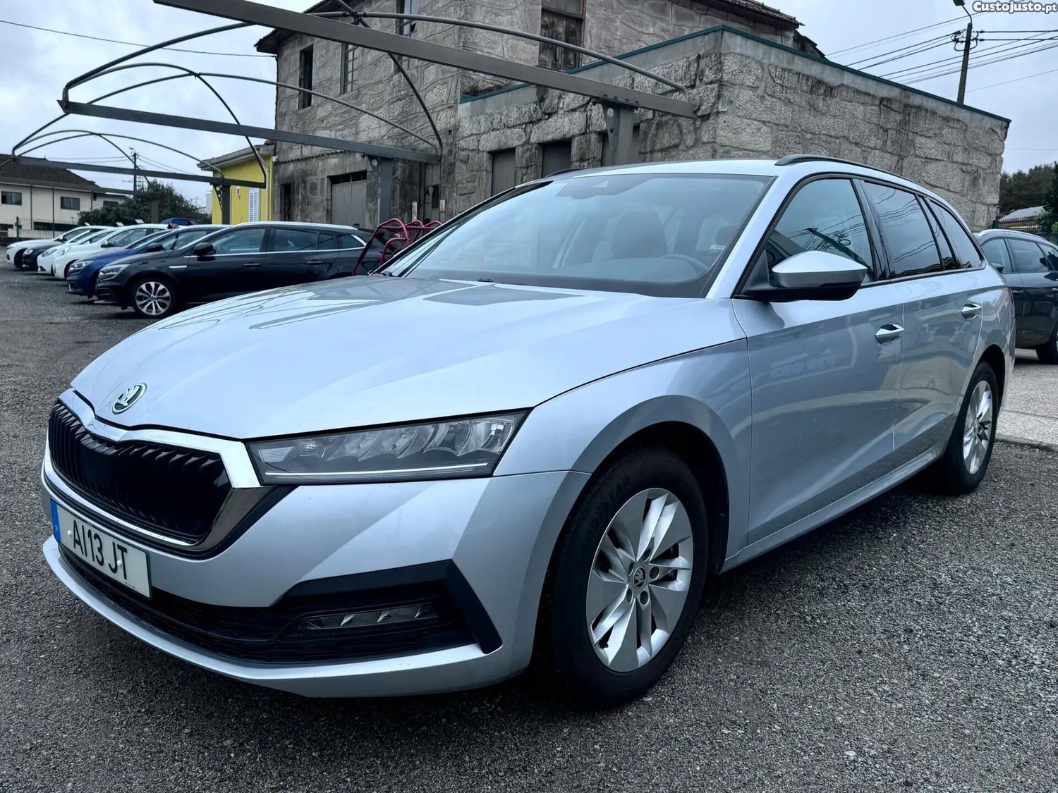 Skoda Octavia 2.0 TDI Ambition DSG — photo 2