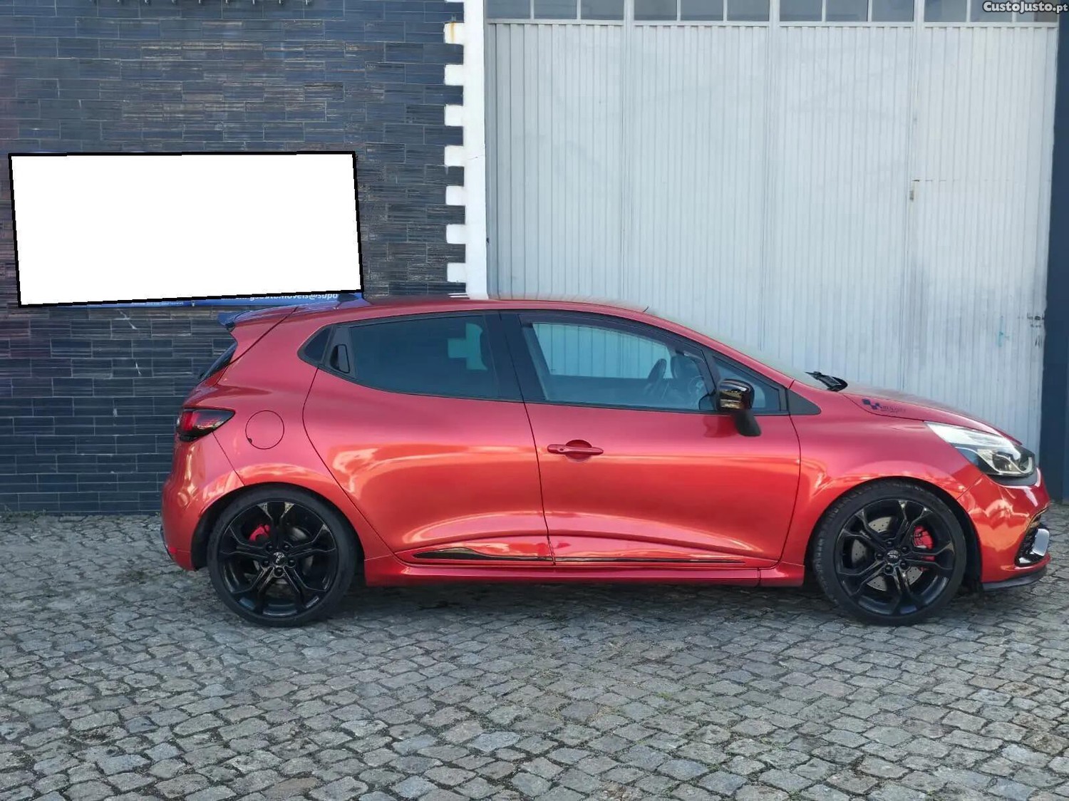 Renault Clio 1.6 T RS EDC - 14 — photo 4