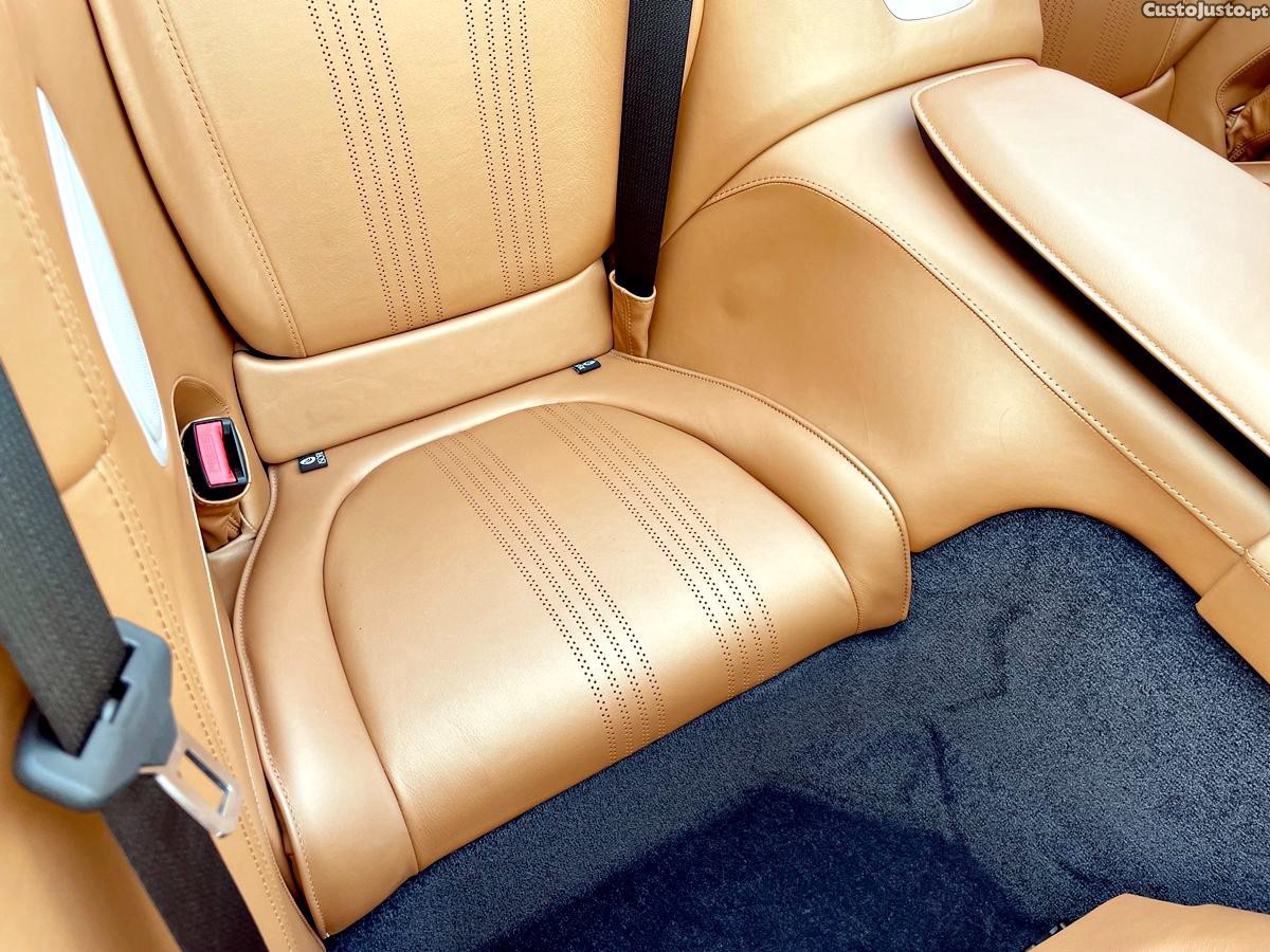 Aston Martin Volante DB11 — fotografia 25