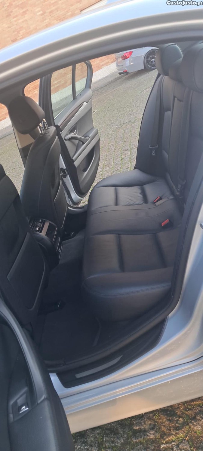 BMW 518 d Luxury Line — fotografia 3