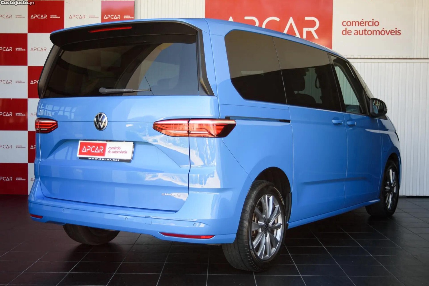VW Multivan 1.4 TSI e-Hybrid Life DSG - 23 — photo 3