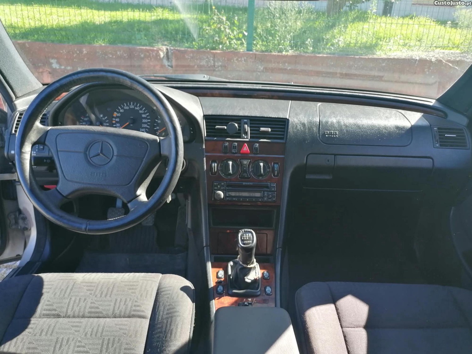 Mercedes-Benz C 200 200 (202080) — photo 5