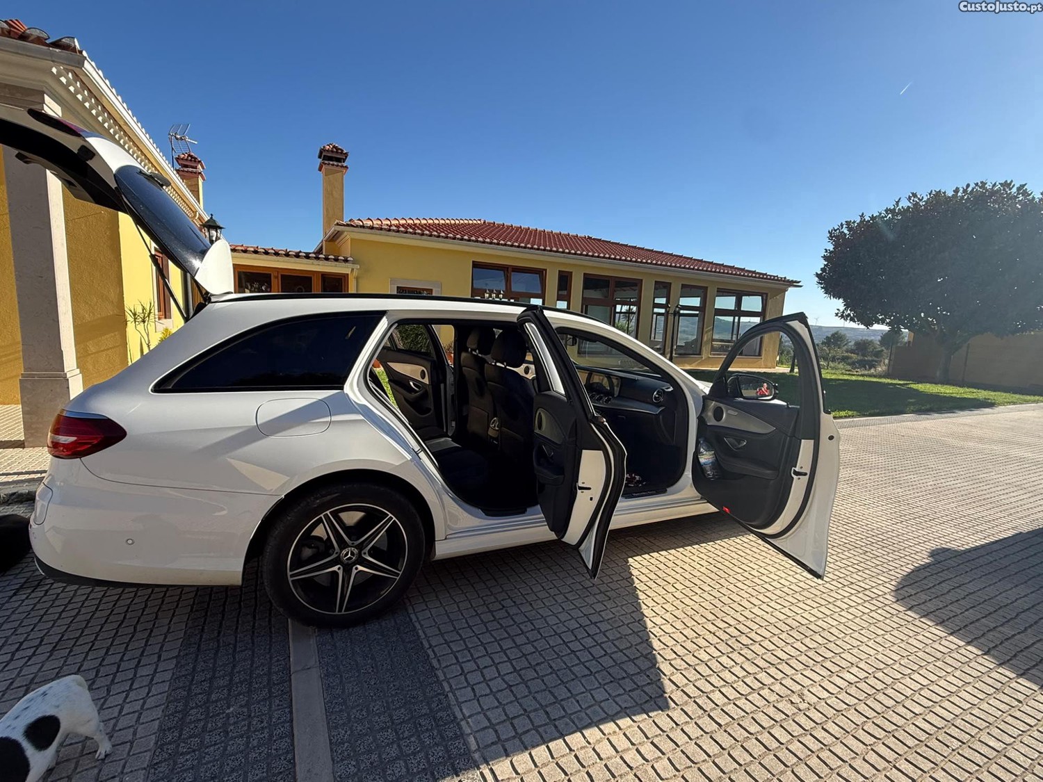 Mercedes-Benz E 300 300 De - 20 — photo 2