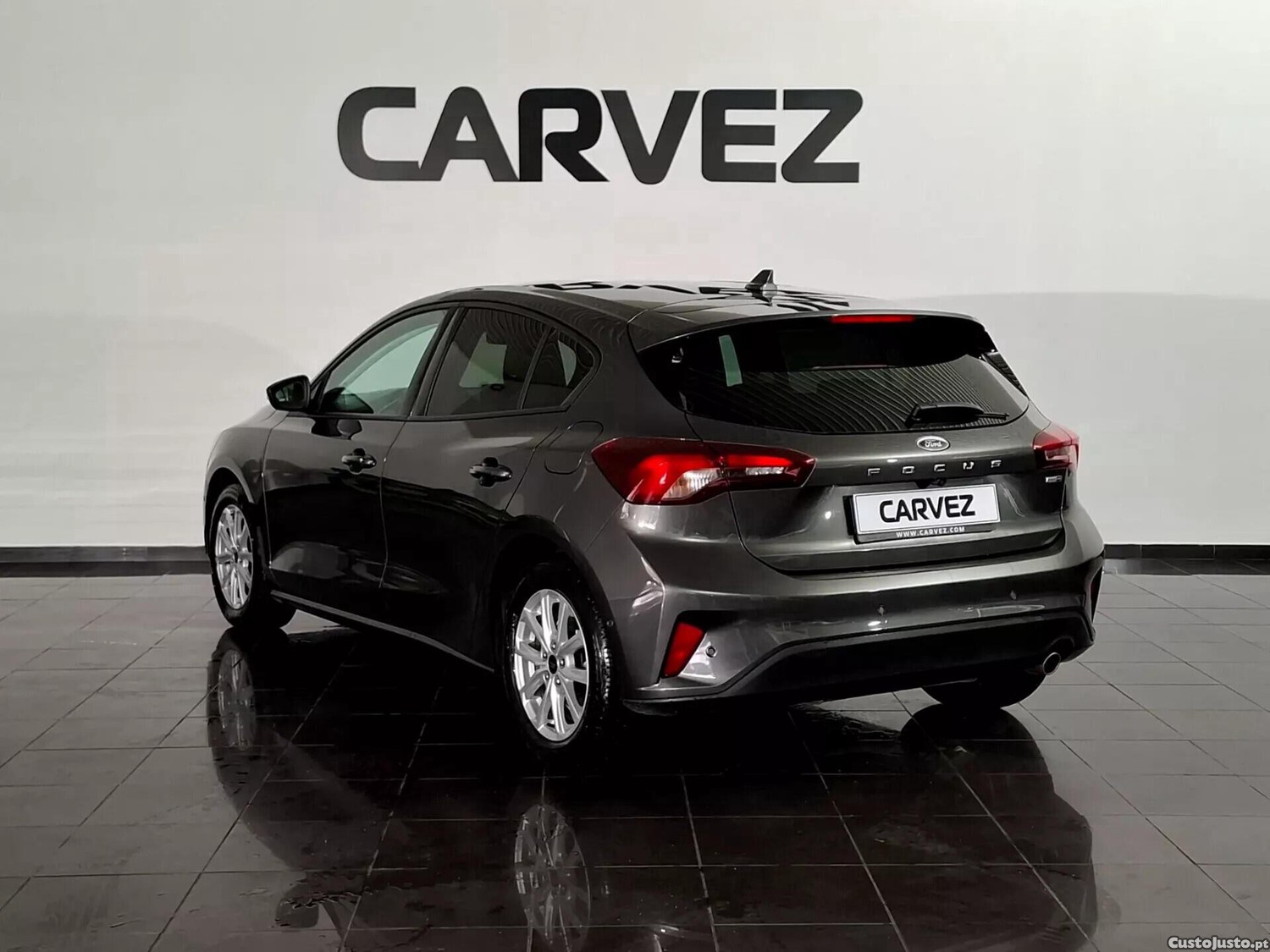 Ford Focus 1.0 EcoBoost MHEV Titanium - 22 — photo 4
