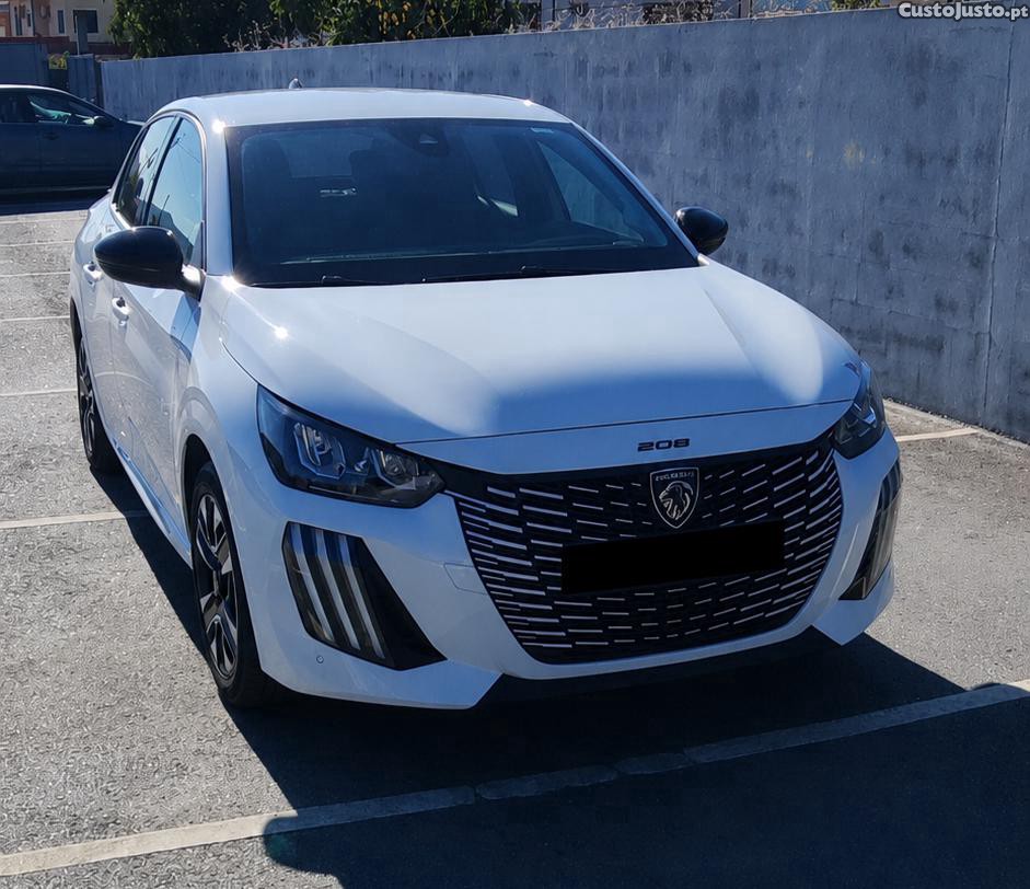 Peugeot 208 Allure — fotografia 6