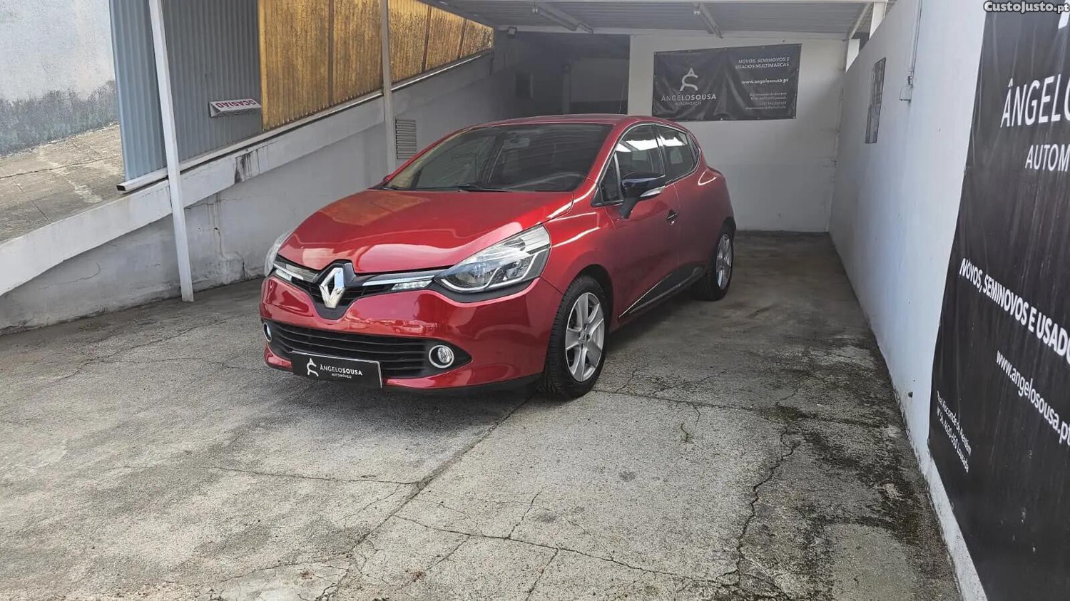 Renault Clio 0.9 TCE Dynamique S - 14 — photo 2