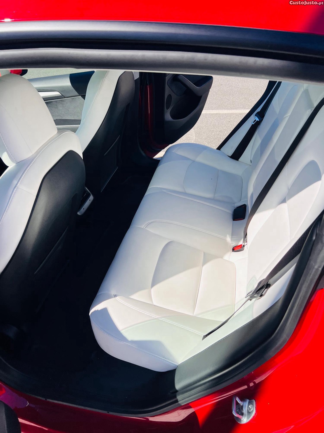 Tesla Model 3 3 - 21 — photo 3