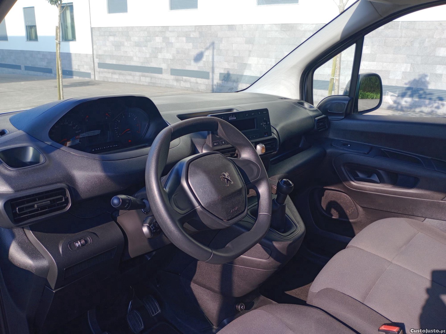 Peugeot Partner 1.6 HDi — fotografia 2