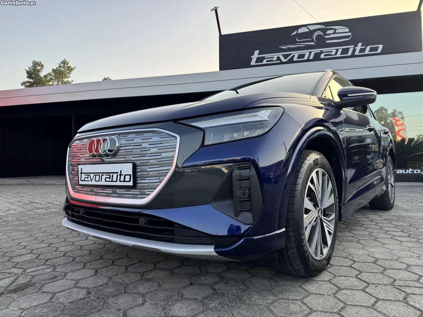 Audi Q4 40 82 kwh — fotografia 11
