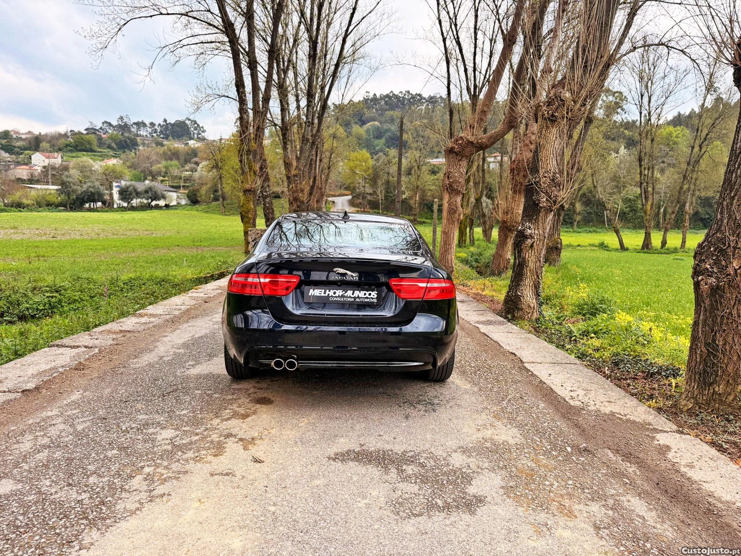 Jaguar XE 2.0 D R-Sport Aut. - 19 foto 3