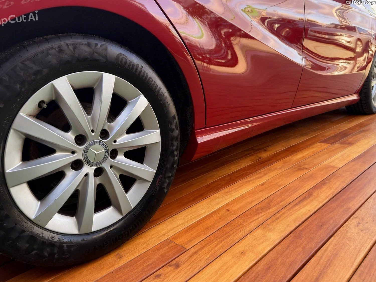 Mercedes-Benz A 180 CDi BlueEfficiency Urban — fotografia 19
