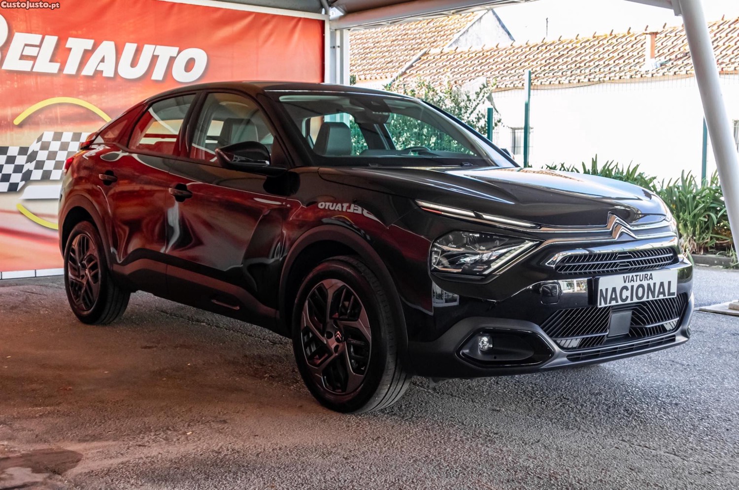 Citroën C4 1.2 PURE TECH PLUS - 24 — photo 3