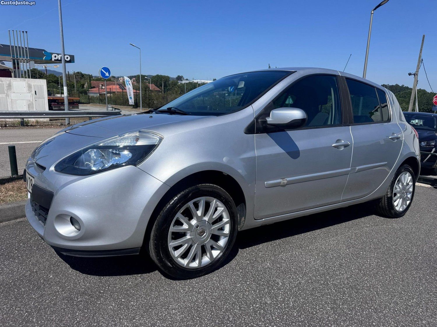Renault Clio 1.2 TCE Dynamique S — fotografia 8
