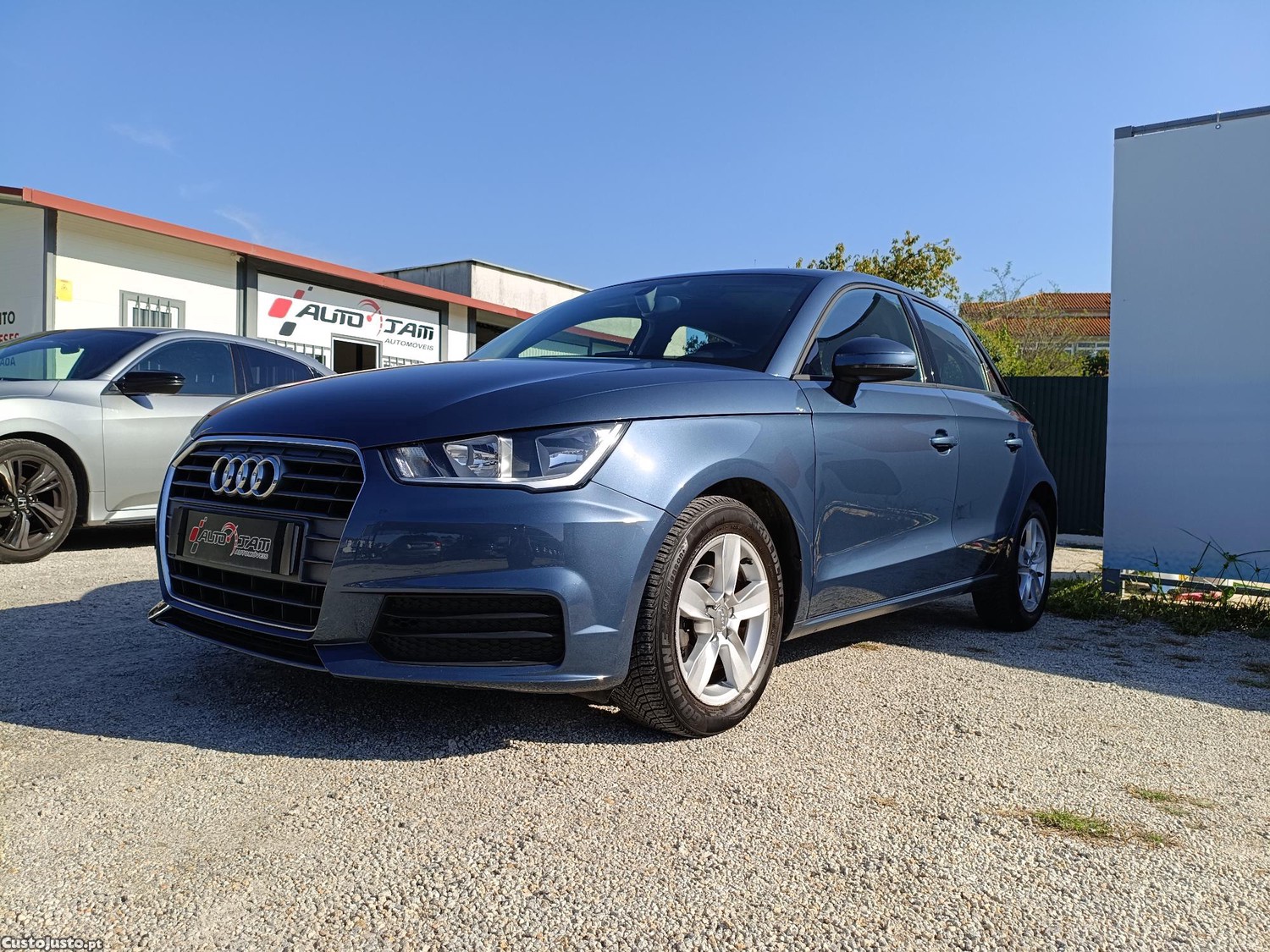 Audi A1 (2) Sportback 1.0 TFSI 82cv Ultra - 17 — photo 2