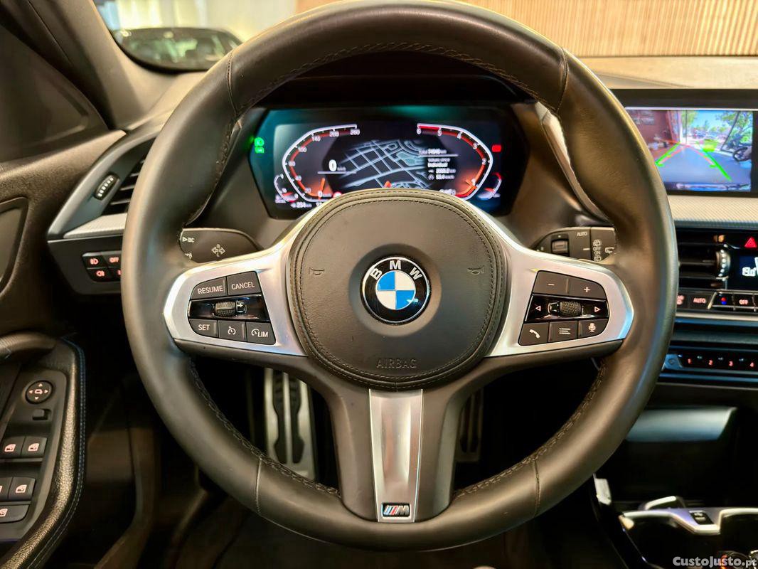 BMW 116 d Advantage Auto — fotografia 12