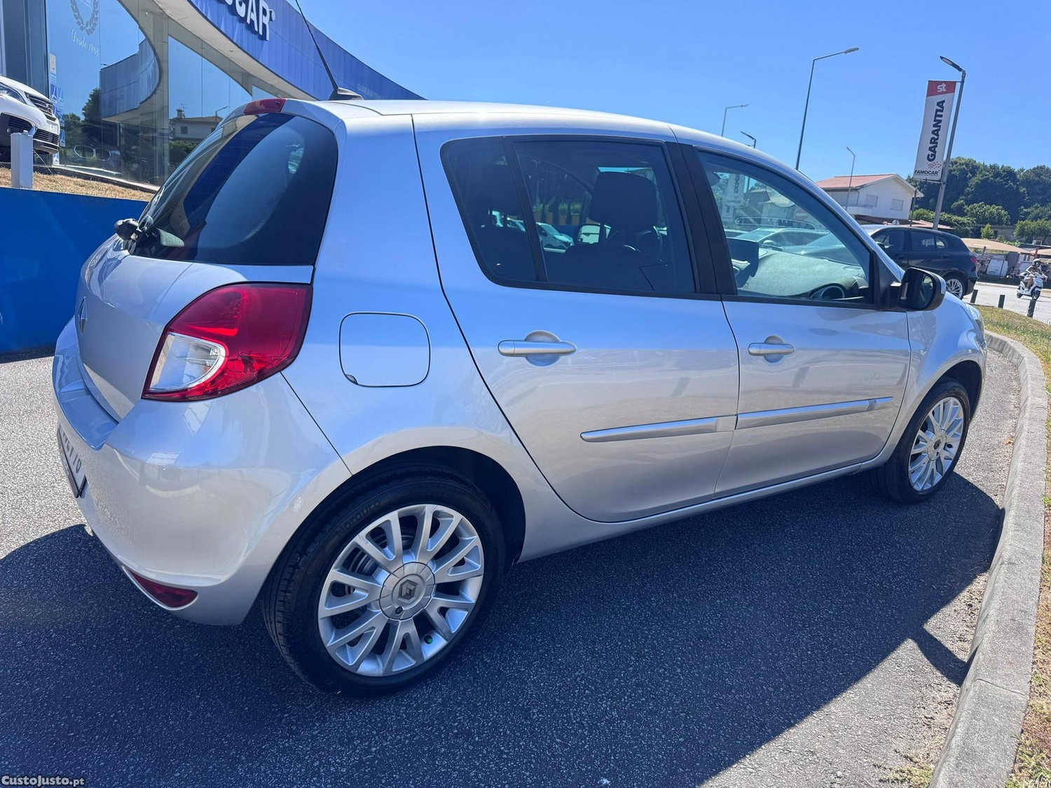 Renault Clio 1.2 TCE Dynamique S — fotografia 12