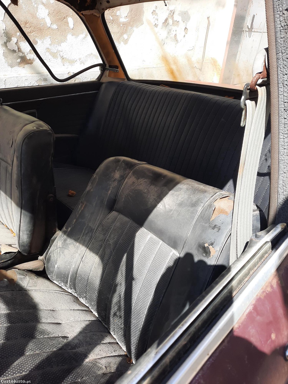 BMW 2002 coupe — photo 4