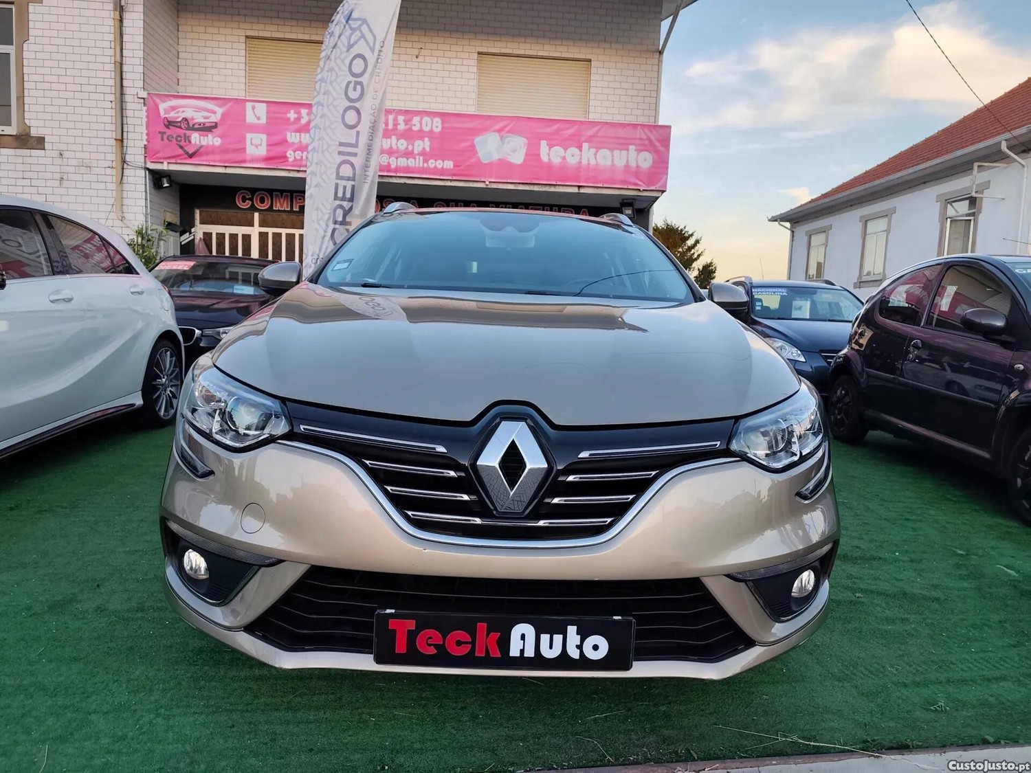 Renault Mégane 1.5 dCi Intens - 17 — photo 2