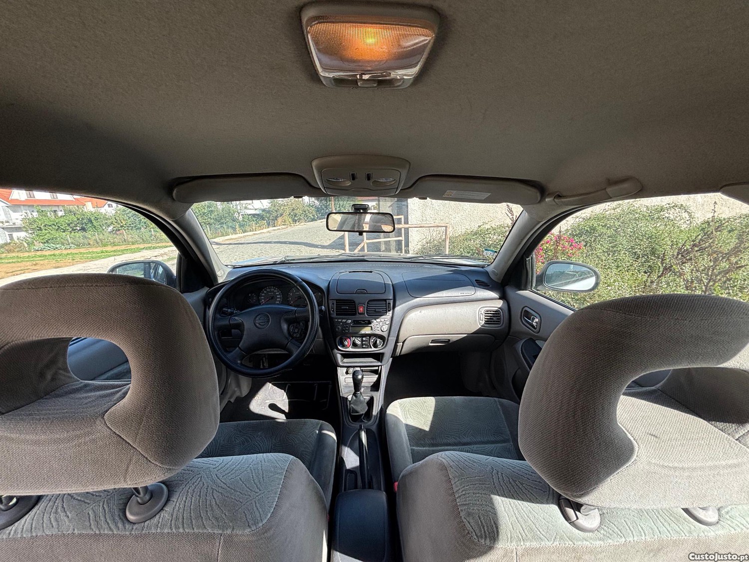 Nissan Almera N16 — fotografia 7