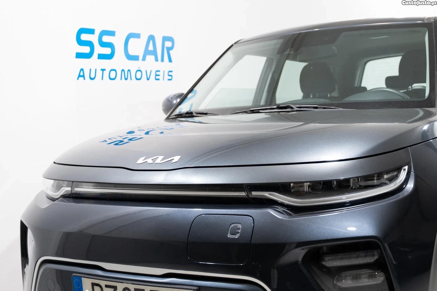 Kia Soul 39.2kWh - 22 — photo 3