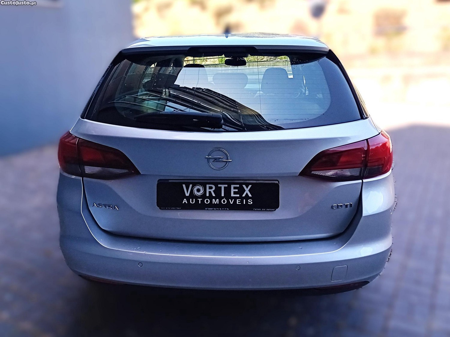 Opel Astra Sports Tourer 1.6 CDTI Business Edition S/S — fotografia 14