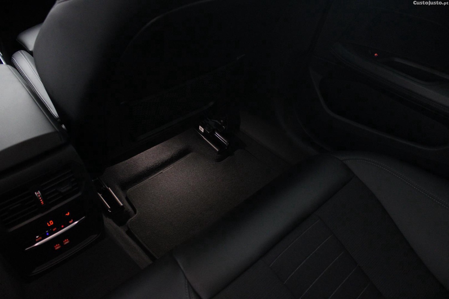 BMW 420 D ADVANTAGE AUTO — fotografia 15
