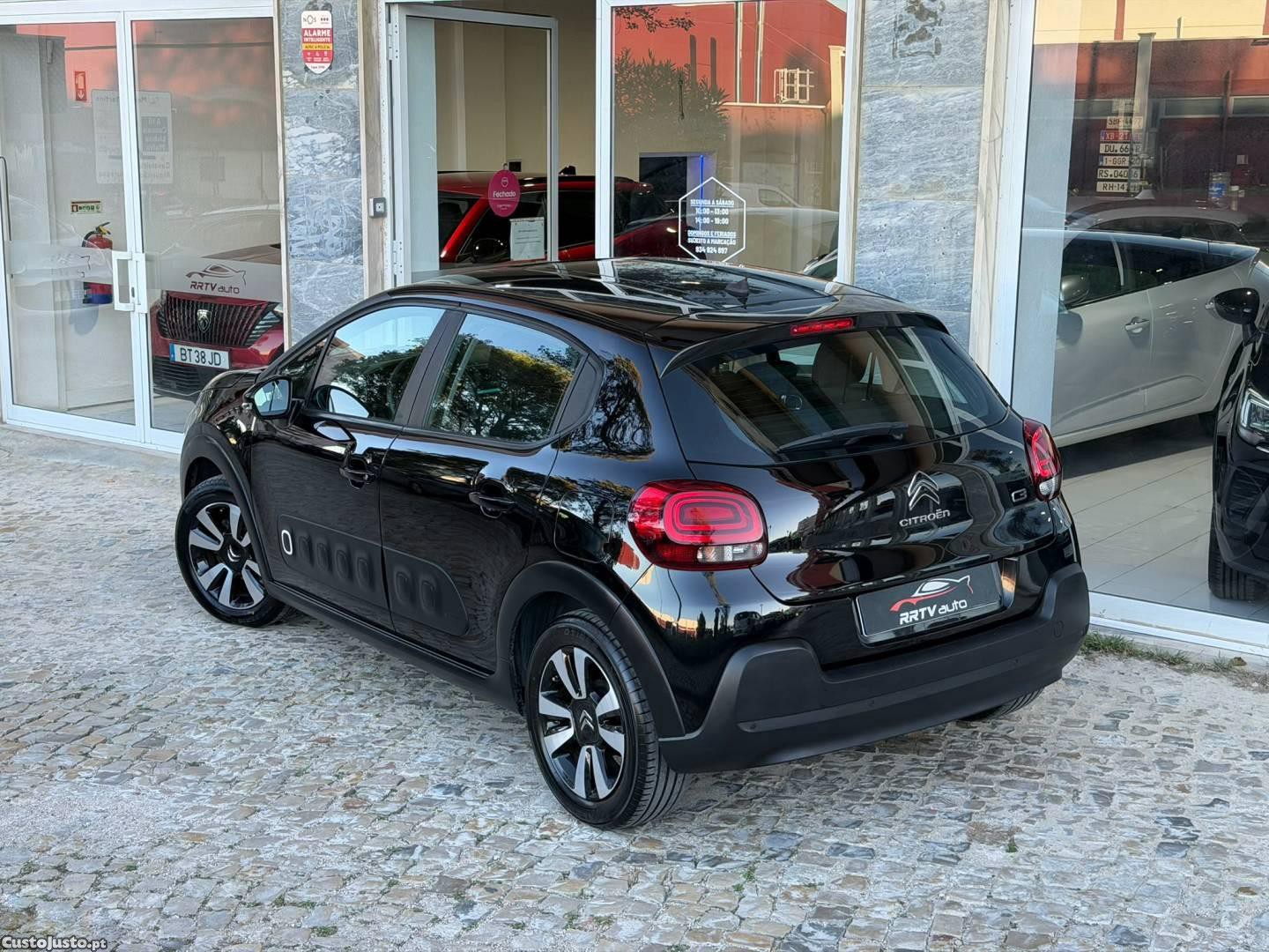 Citroën C3 1.2 PureTech Feel — photo 2