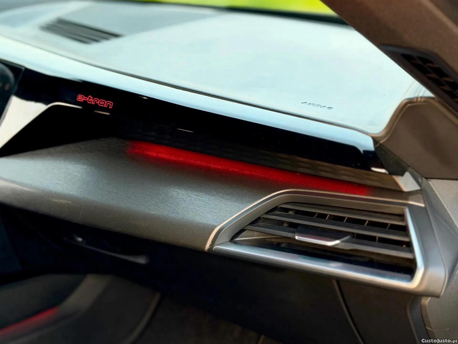 Audi e-tron quattro — fotografia 14