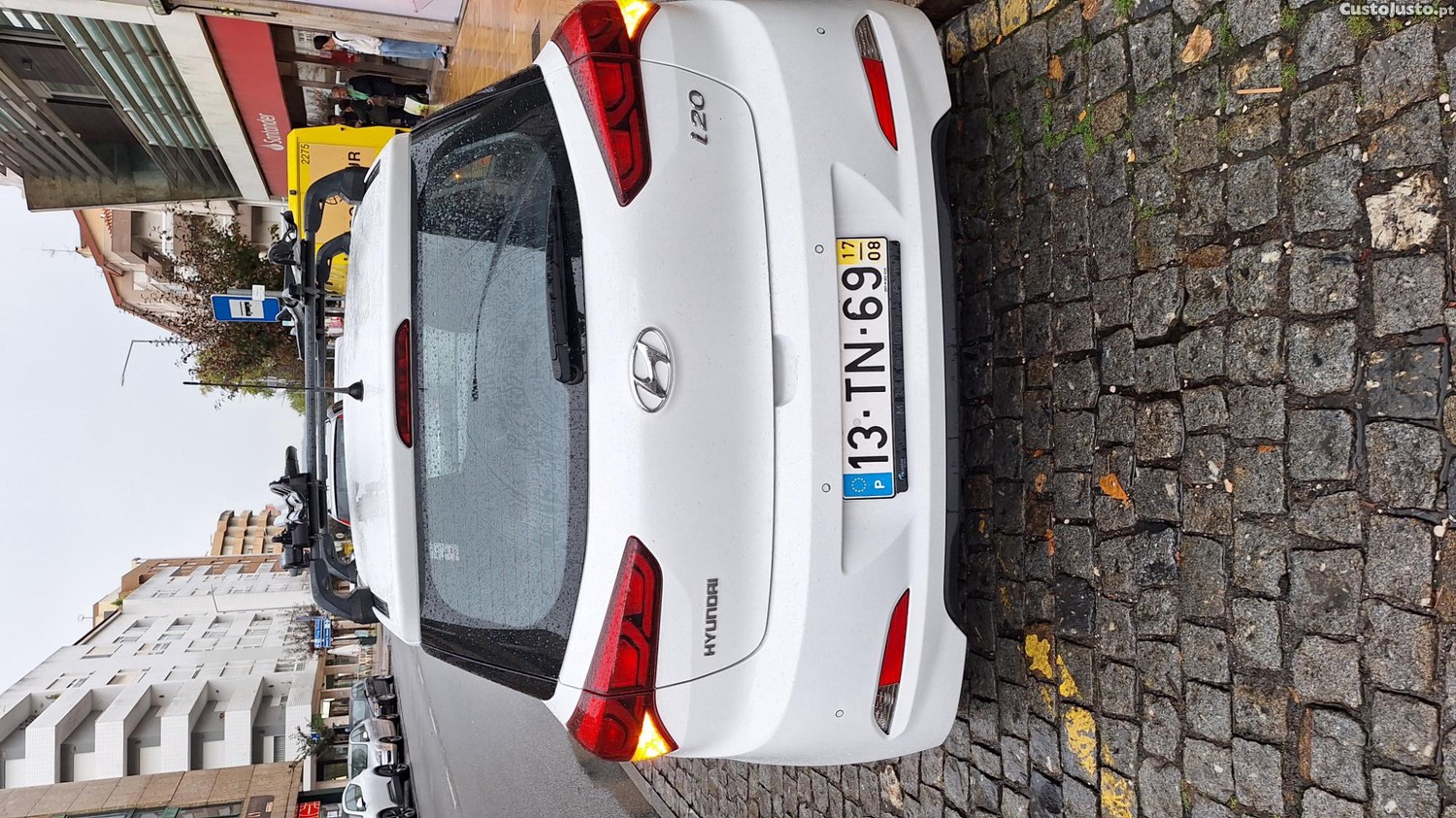Hyundai i20 1.1 crdi access — photo 3