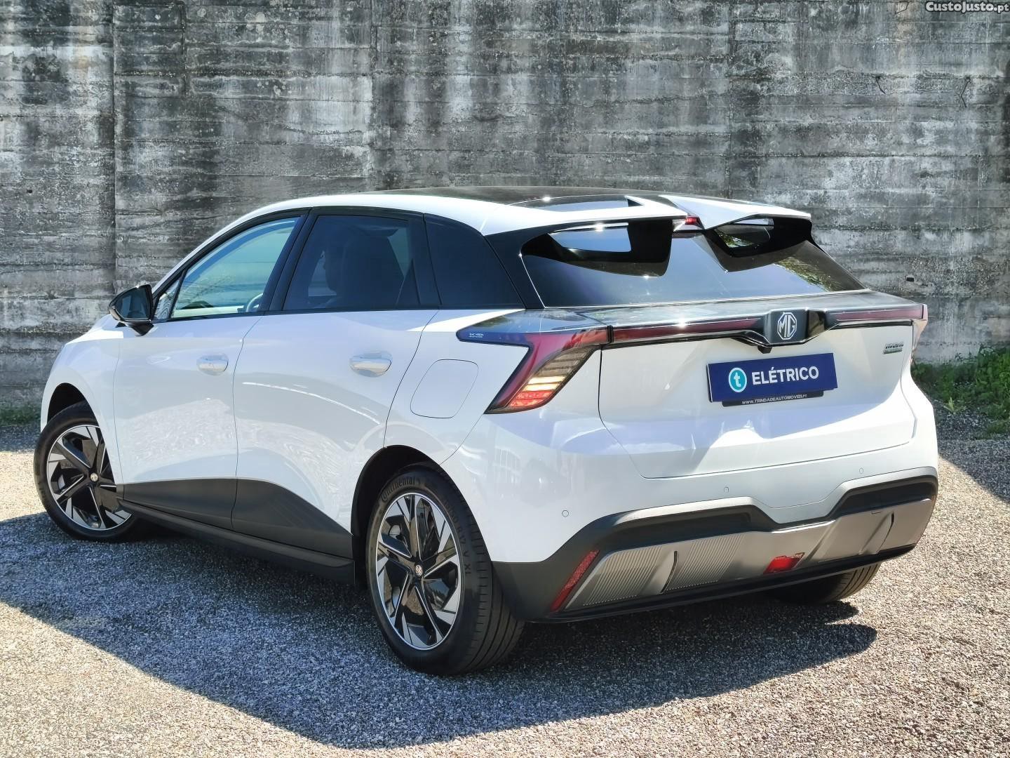 MG  64 kWh Luxury - 23 — photo 3