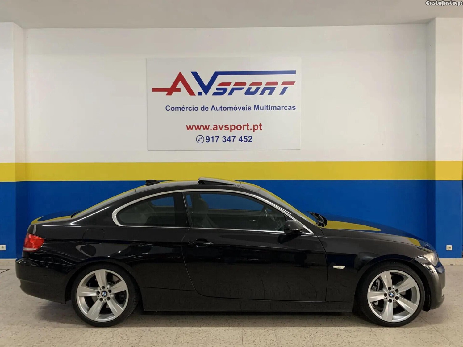 BMW 335 ia COUPE - 08 — photo 2