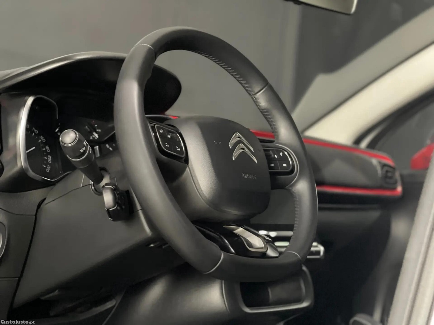 Citroën C3 1.2 Puretech Shine - 19 — photo 5