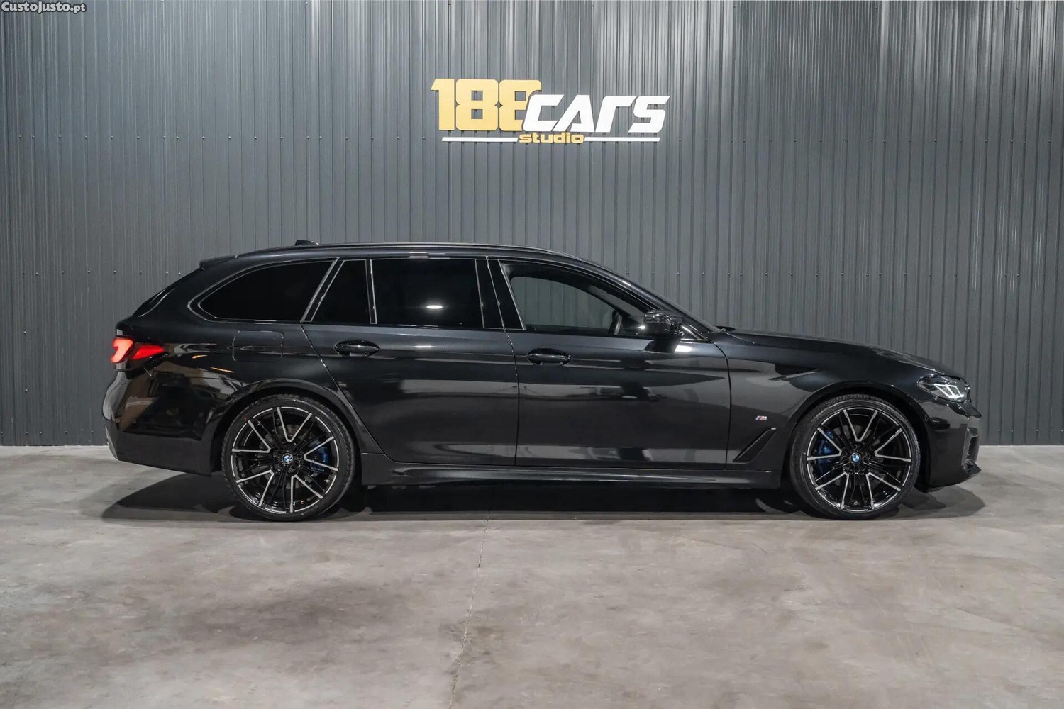 BMW 530 e Pack Desportivo M - 21 — photo 4