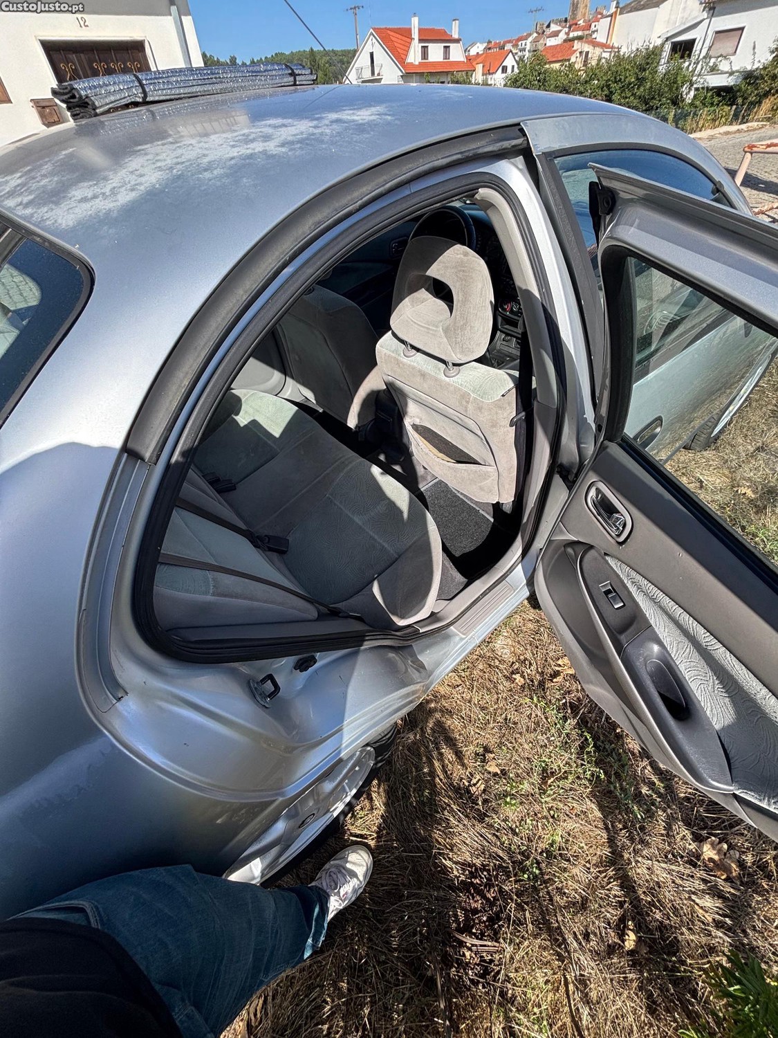 Nissan Almera N16 — fotografia 8