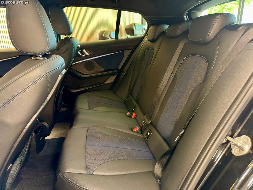 BMW 116 d Advantage Auto — fotografia 5
