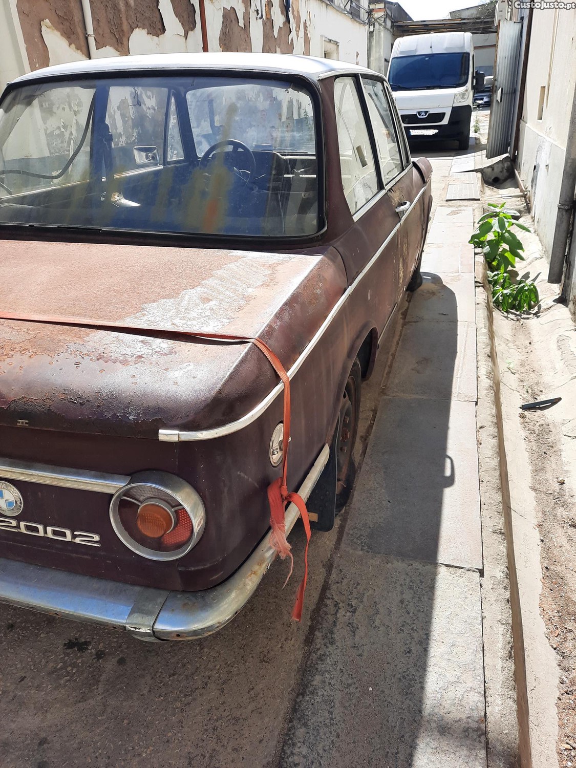 BMW 2002 coupe — photo 5