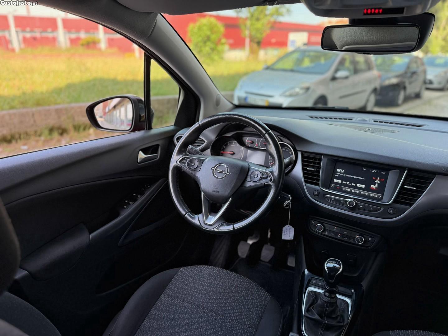 Opel Crossland 1.2 T Business Edition — fotografia 5