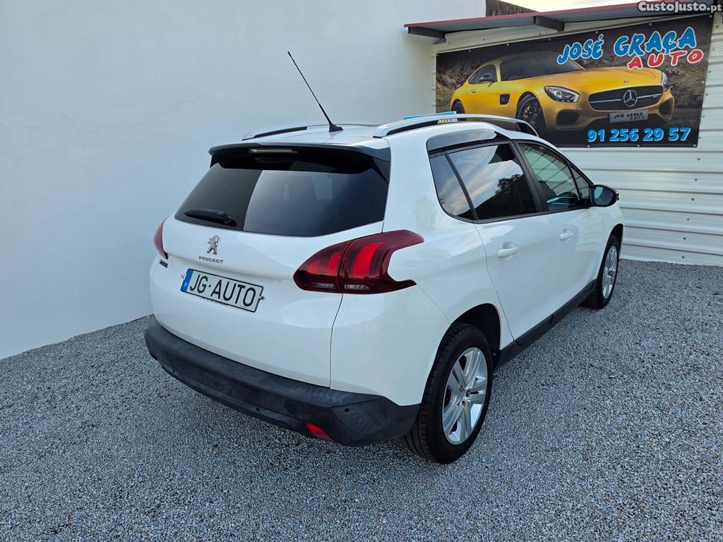 Peugeot 2008 1.2Vti 82cv 90.000km Style 06/2018 — photo 4