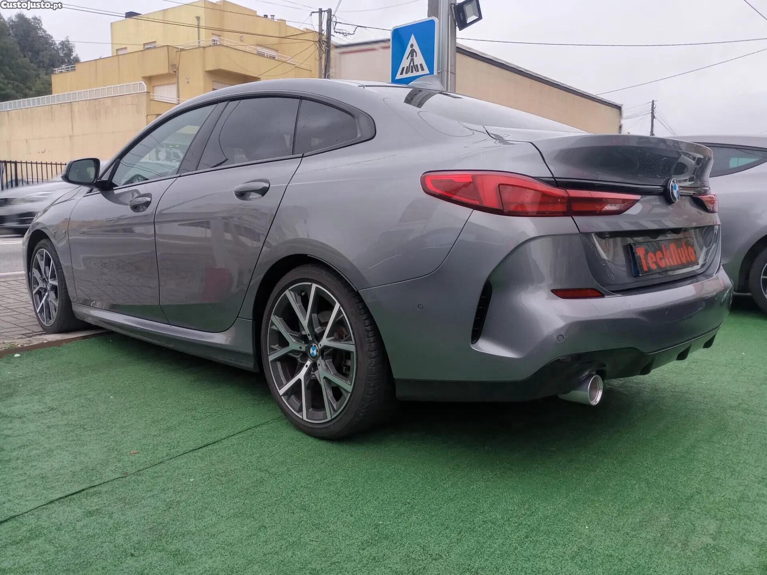 BMW 216 Gran Coupé d Pack Desportivo M - 22 — photo 5