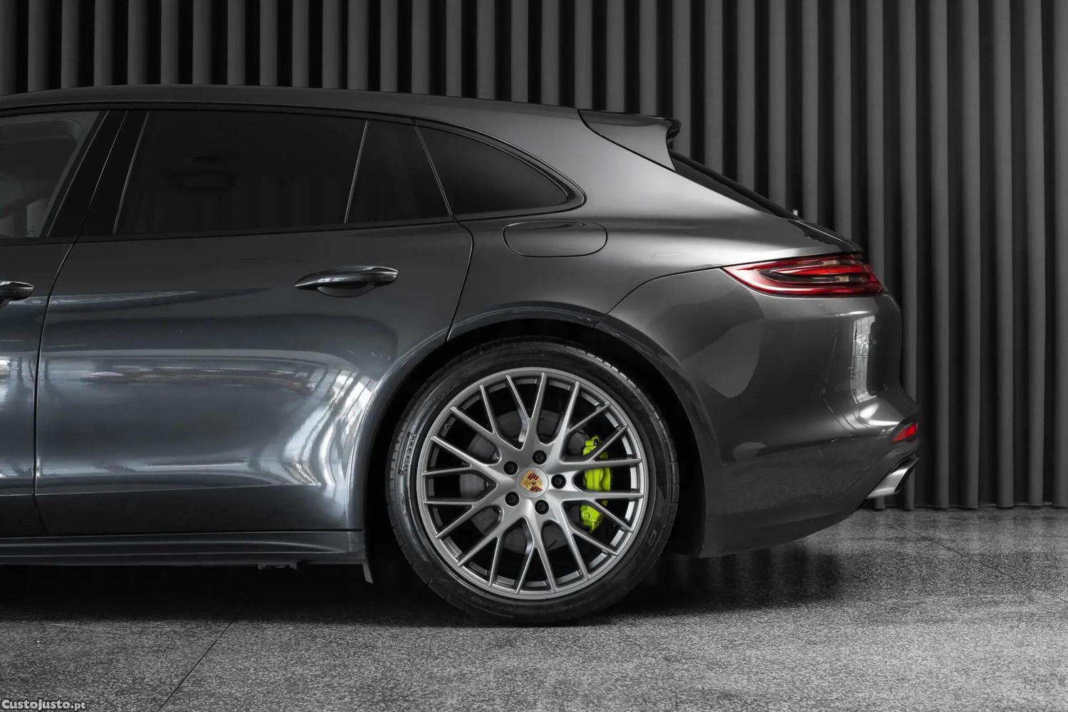 Porsche Panamera 4 E-Hybrid - 18 — photo 5