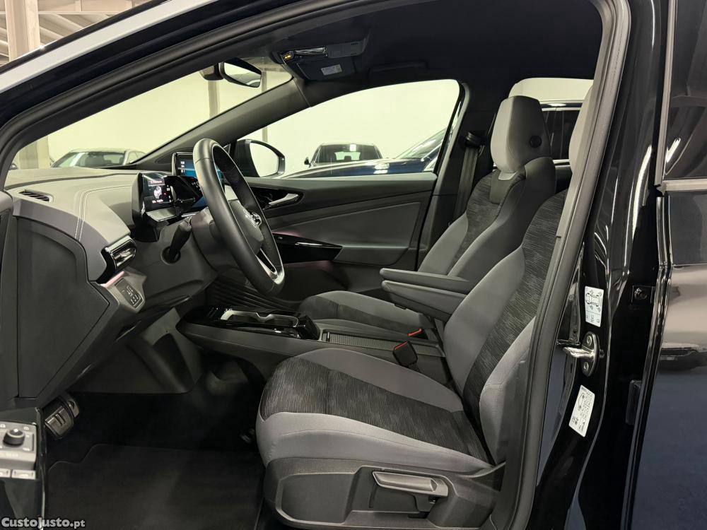 VW ID.5 52 kWh Pure Urban - 23 — photo 4