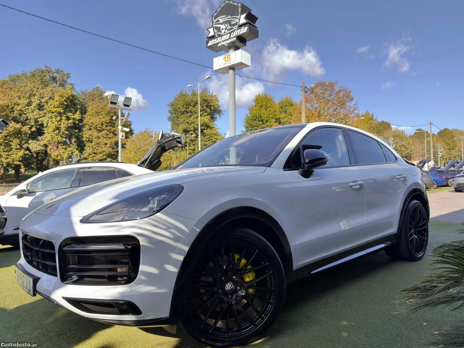 Porsche Cayenne E-Hybrid Tiptronic S - 20 — photo 4