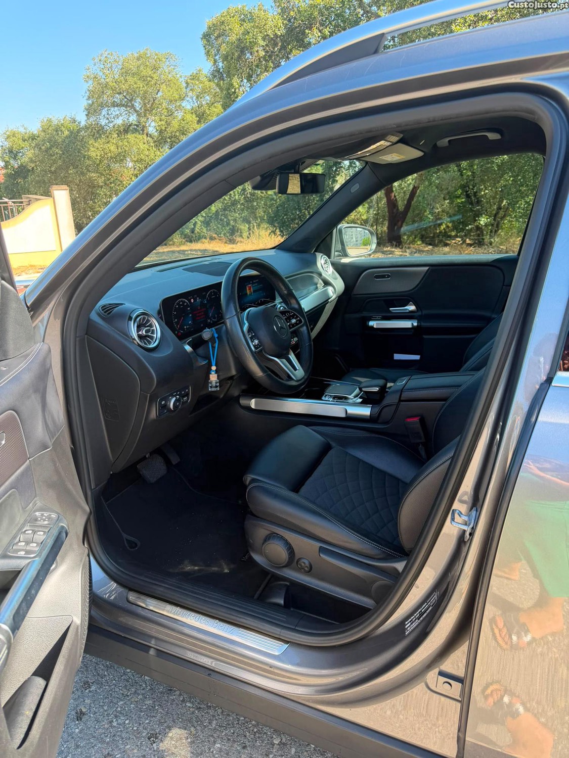 Mercedes-Benz GLB 200 200 D — fotografia 5