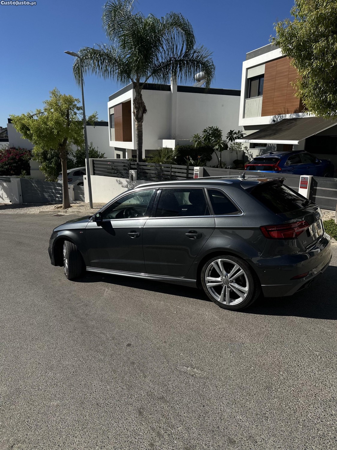 Audi A3 1.6 TDI  S LINE - 18 — photo 4