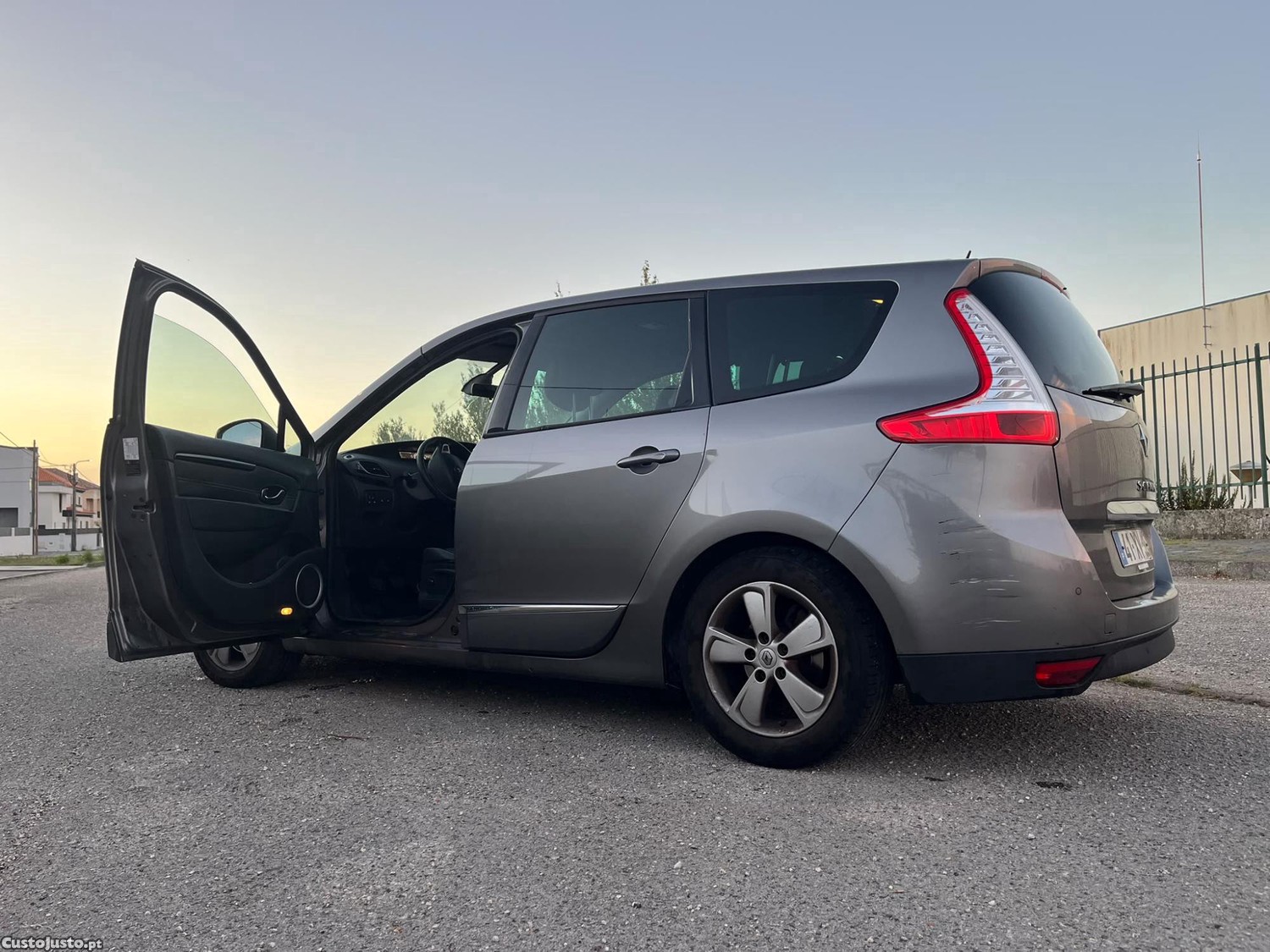 Renault Mégane Scenic — fotografia 10