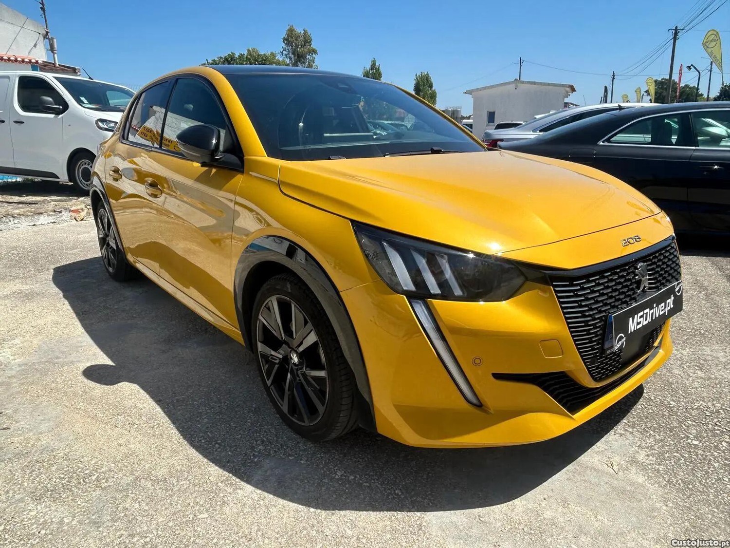 Peugeot 208 1.2 PureTech GT EAT8 — fotografia 19