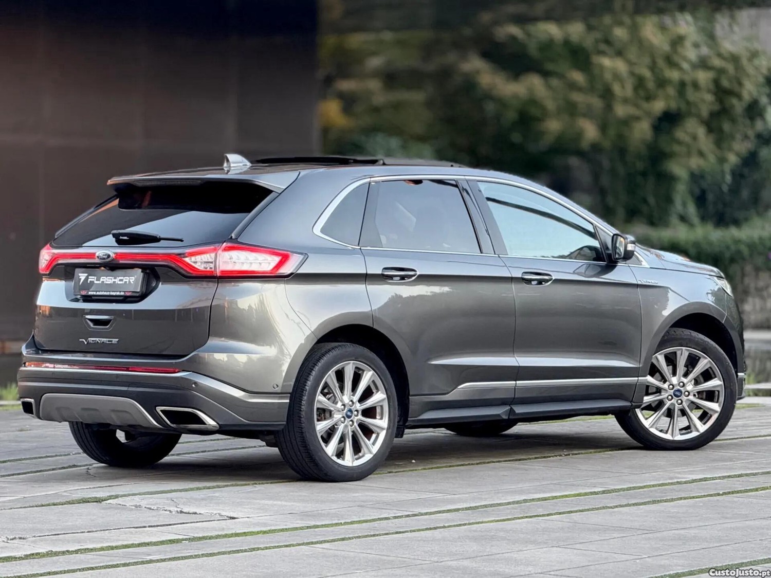 Ford Edge 2.0 TDCi Vignale Powershift - 17 — photo 4