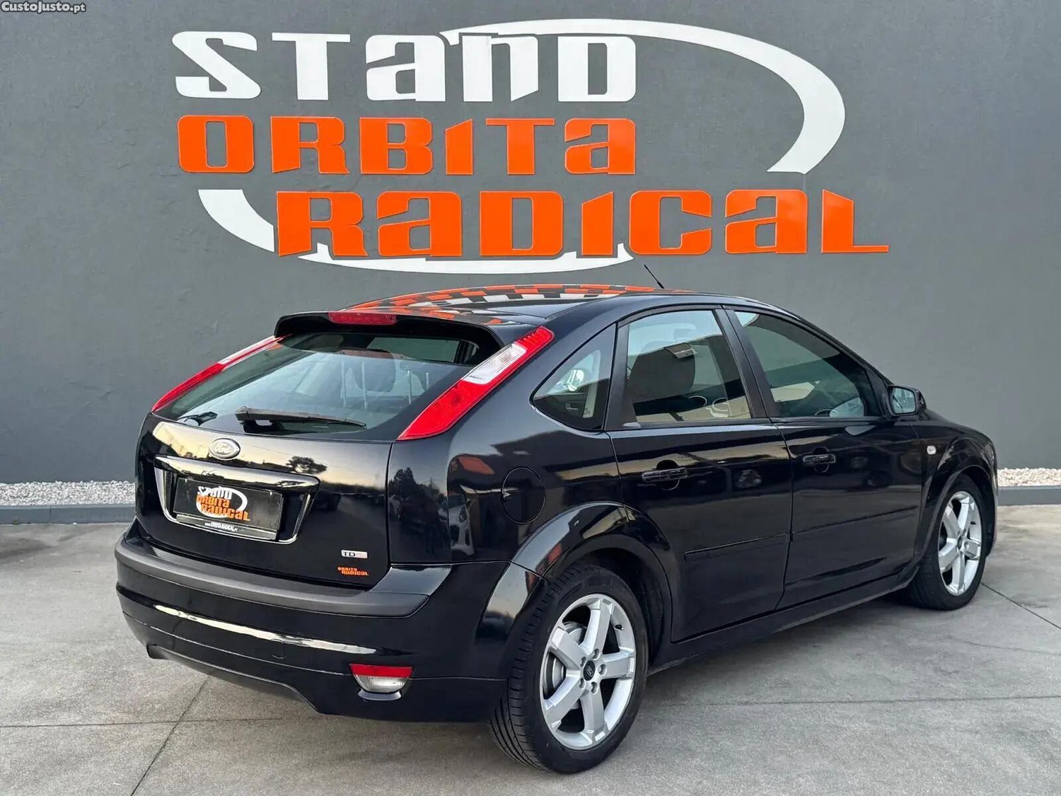 Ford Focus 1.6 TDCi Connection - 07 — photo 2