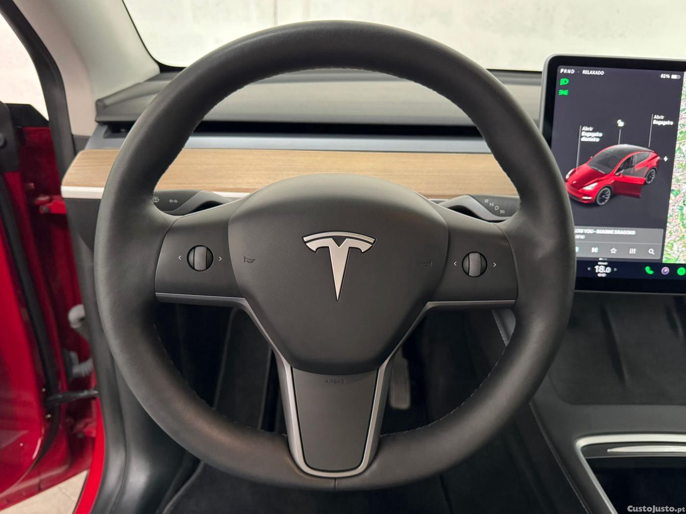 Tesla Model Y Long Range Tração — fotografia 9